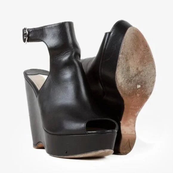 Prada Black Leather Peep-Toe Platform Sandals - Picture 4 of 10